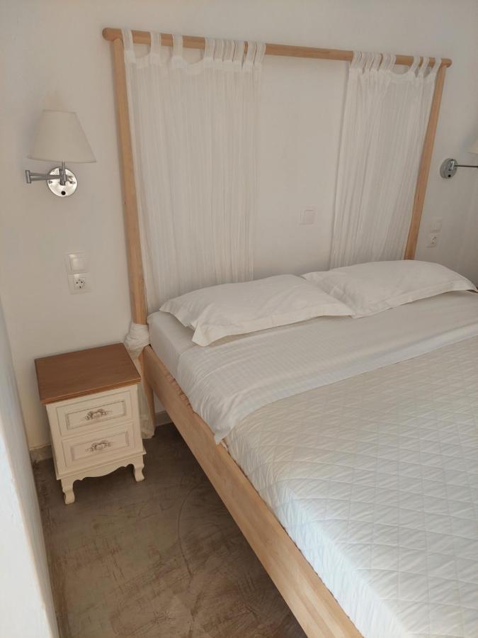 شقة Golden Star Praxitelous Agia Marina  المظهر الخارجي الصورة