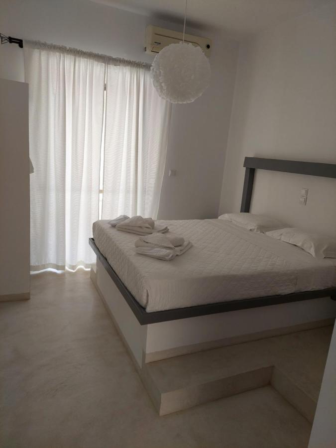 شقة Golden Star Praxitelous Agia Marina  المظهر الخارجي الصورة