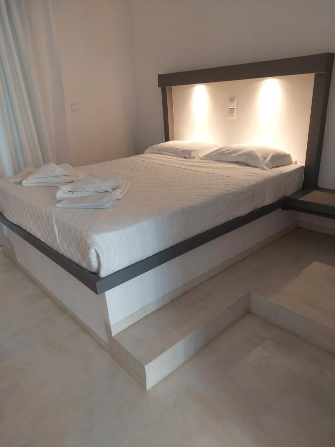 شقة Golden Star Praxitelous Agia Marina  المظهر الخارجي الصورة